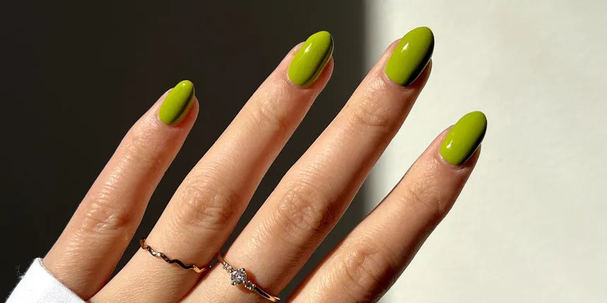 What Is SNS Nails and How Does It Compare to Gel or Acrylic?